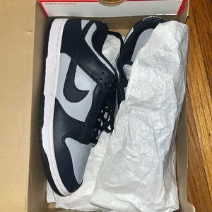 Size 10 Georgetown dunks only worn twice